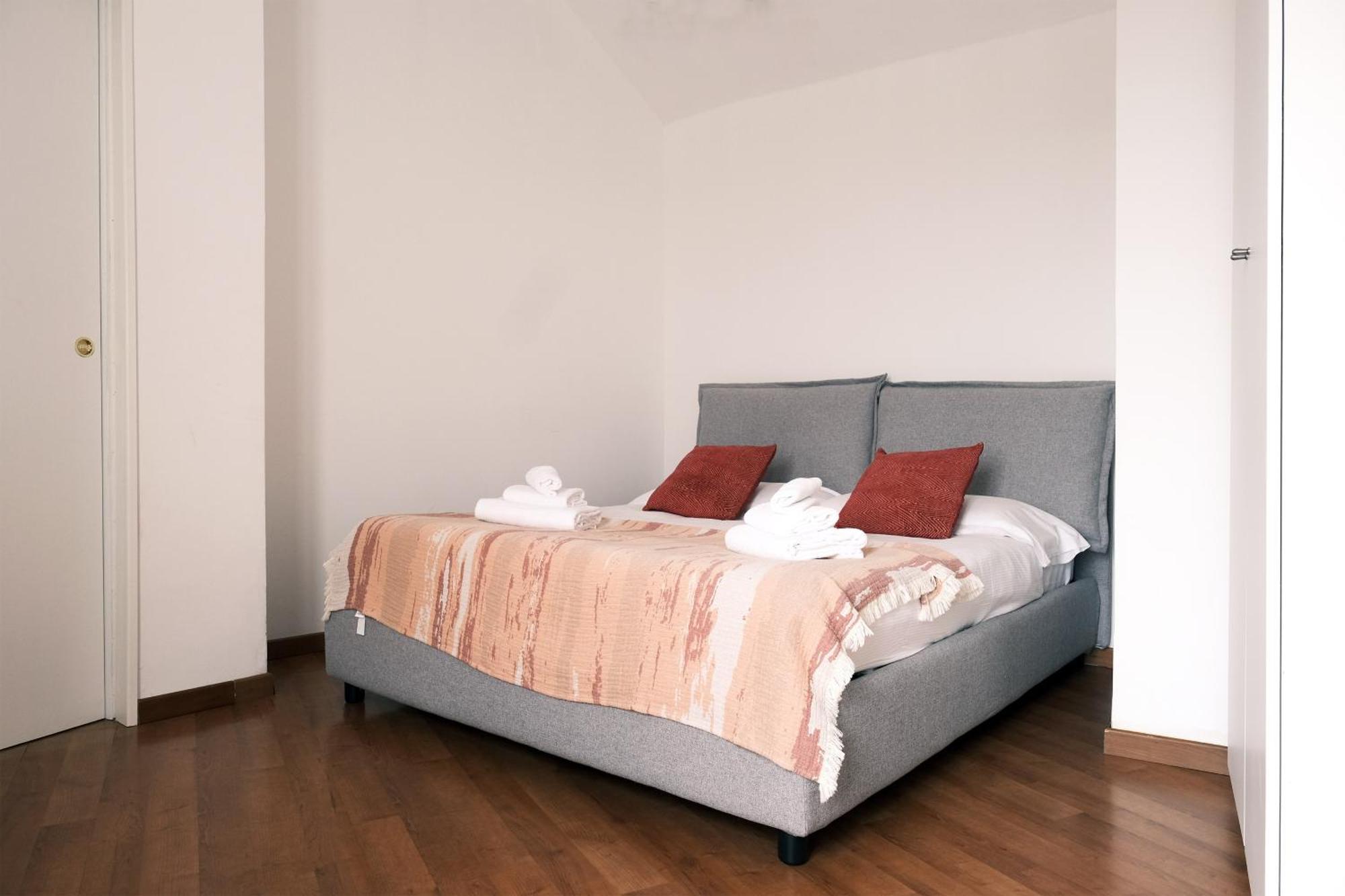 Comecasa 2 Bedrooms Apartment 450Mt From Duomo Milan Exterior photo